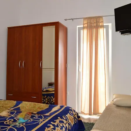 Apartments Ante Seline ゲストハウス 3*