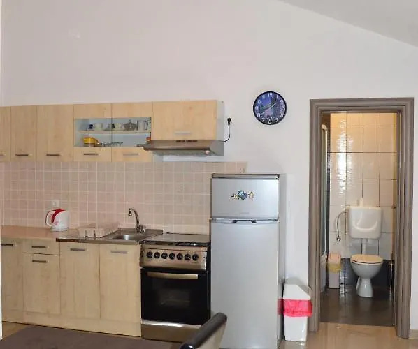 Gostinjska kuća Ante 1306 3*